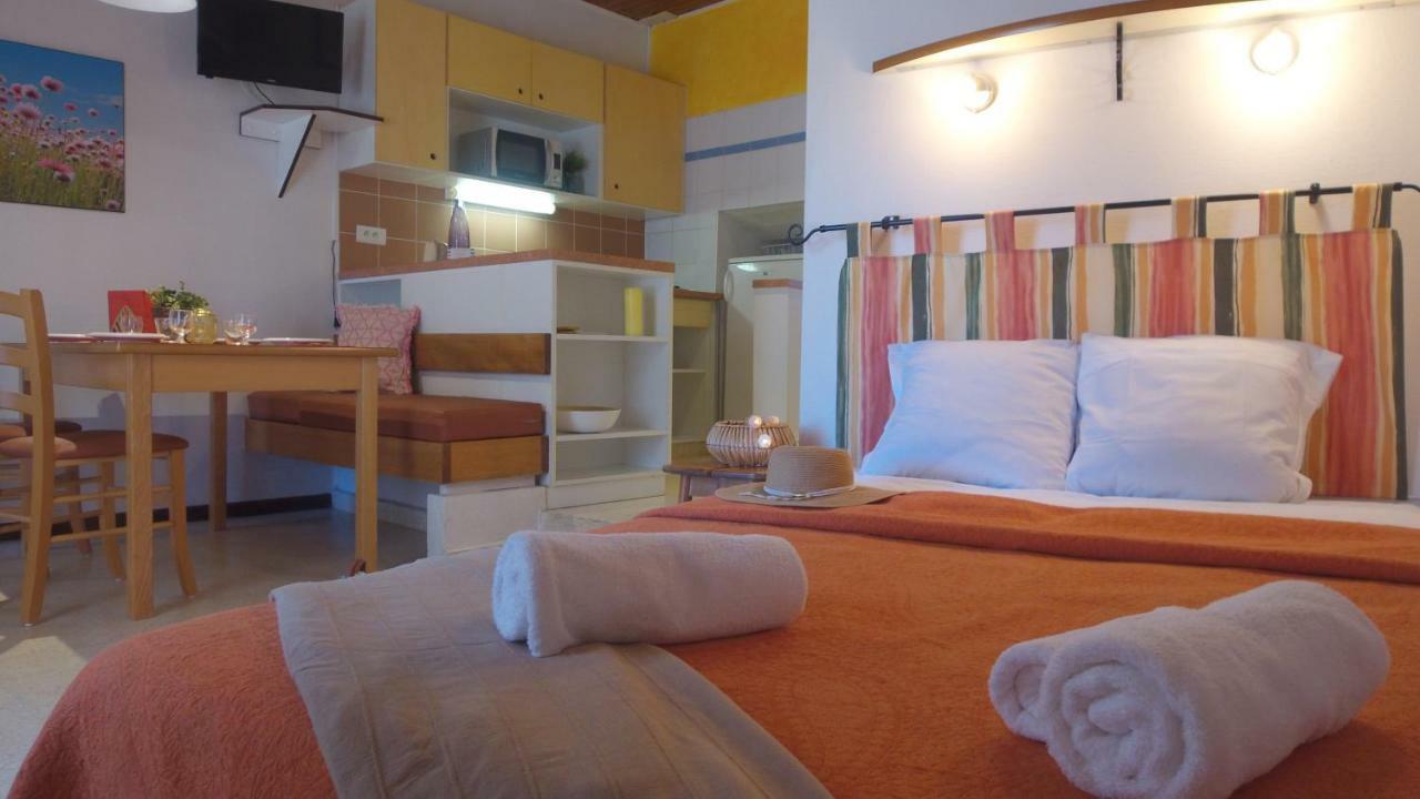 Vvf Luberon Provence Hotell Murs  Eksteriør bilde